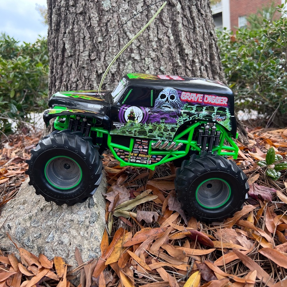 Grave Digger Vintage New Bright RC Monster Truck Decor